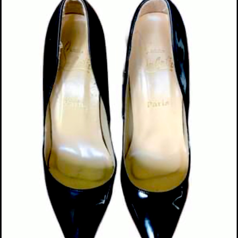 Christian Louboutin So Kate size 39